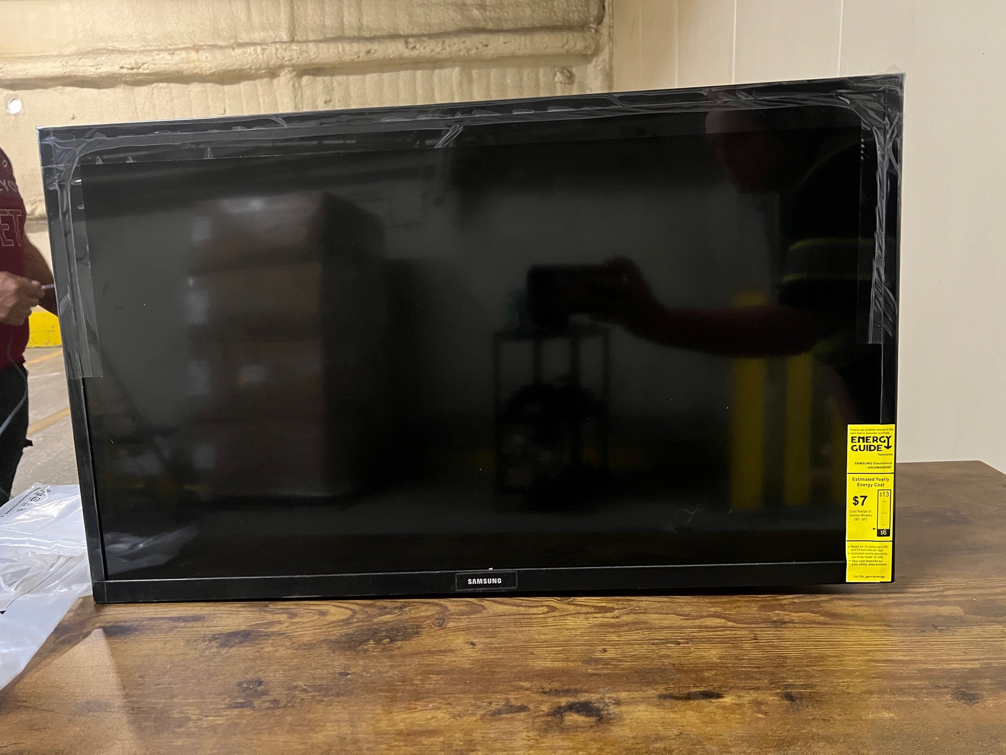 32" Class HD TV M4500 (2020)